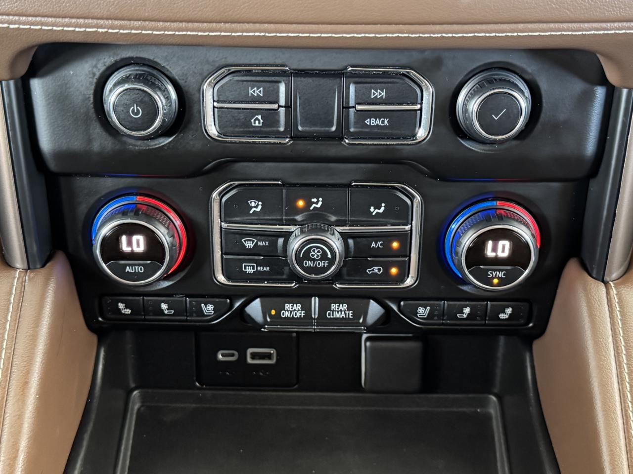 Chevrolet Tahoe High Country 4WD 2021
