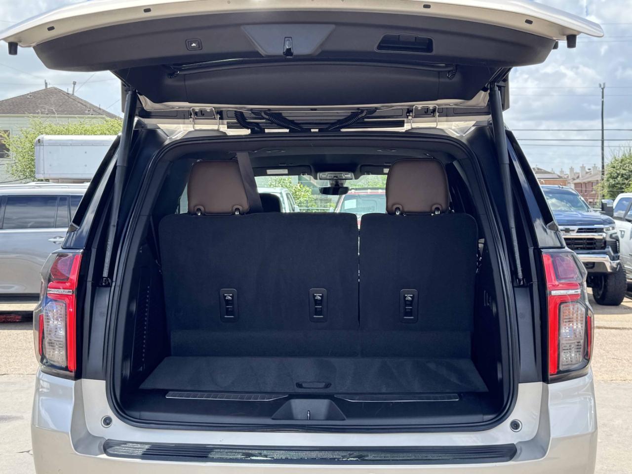 Chevrolet Tahoe High Country 4WD 2021