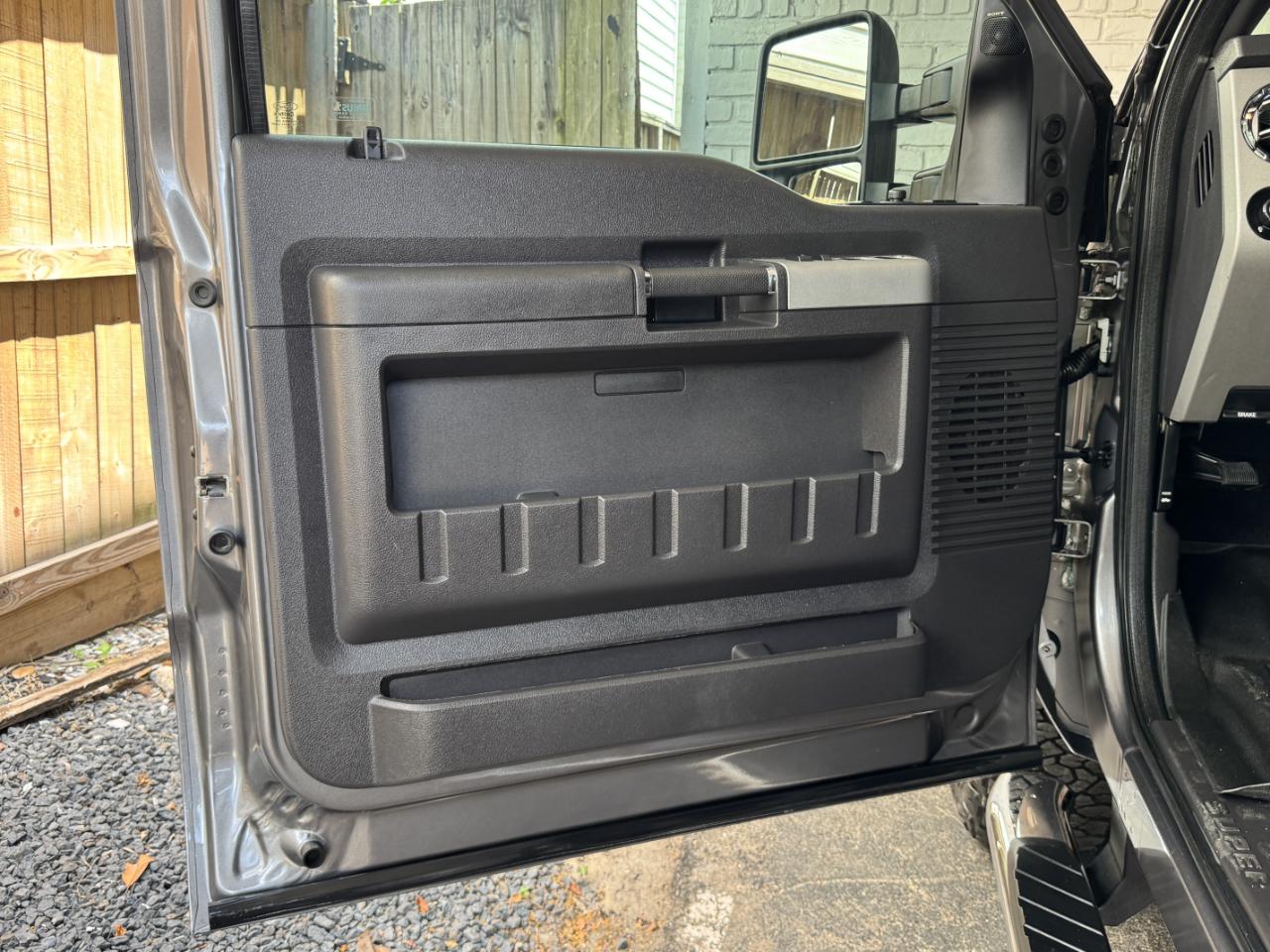 Ford Super Duty F-250 SRW  2014