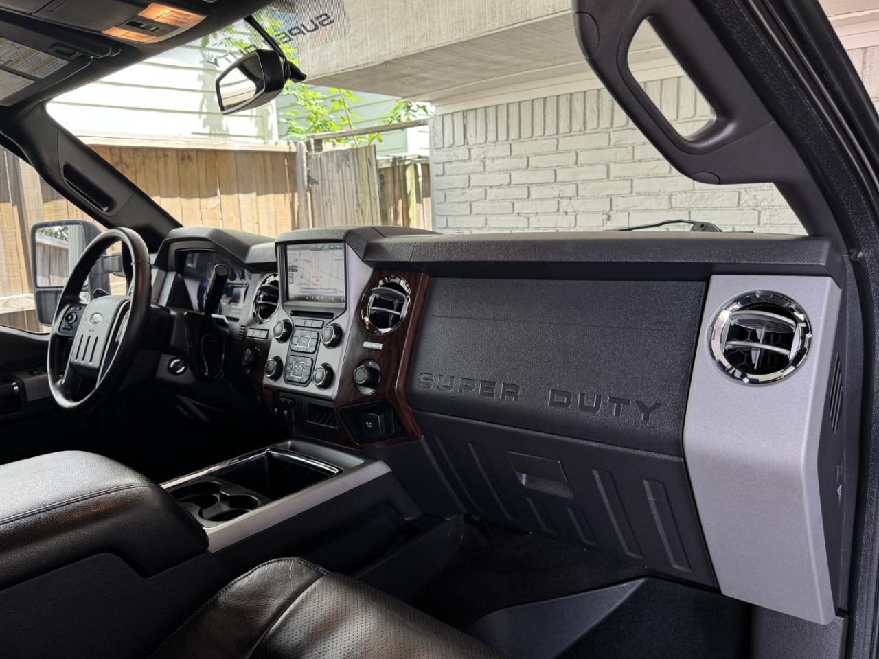 Ford Super Duty F-250 SRW  2014