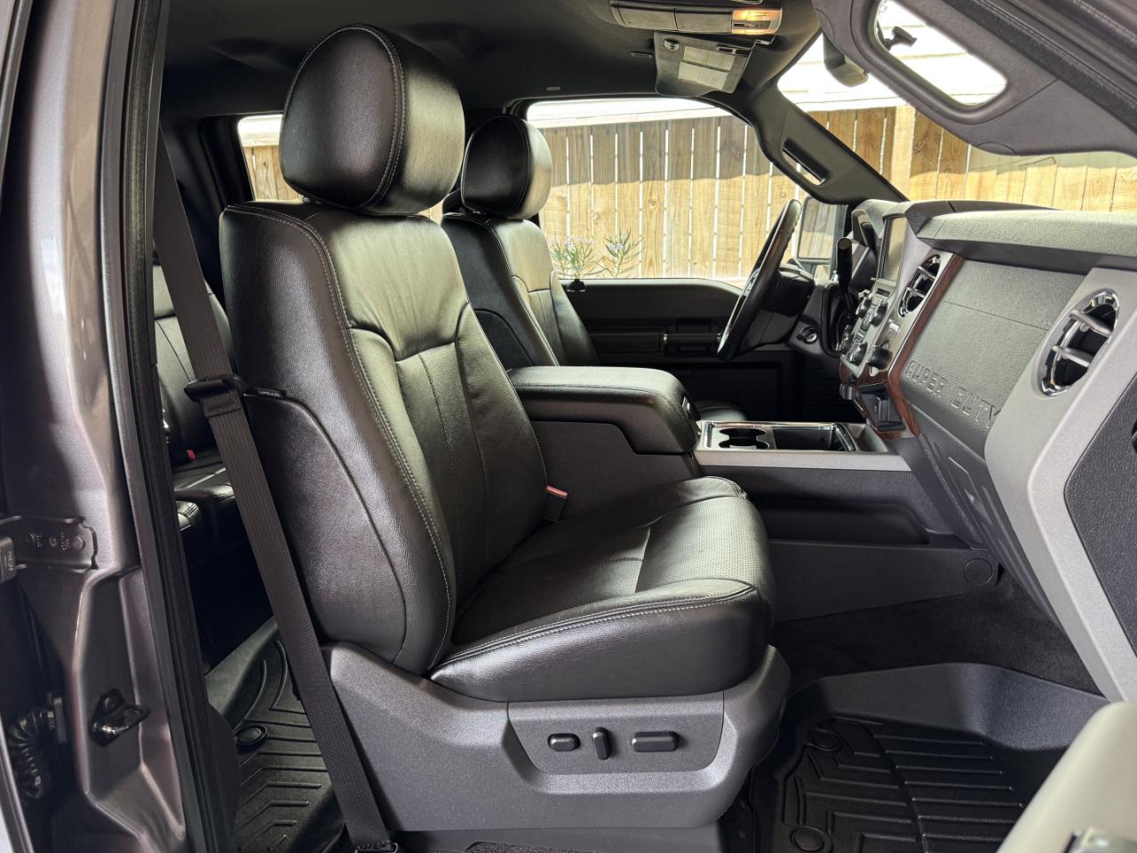 Ford Super Duty F-250 SRW  2014