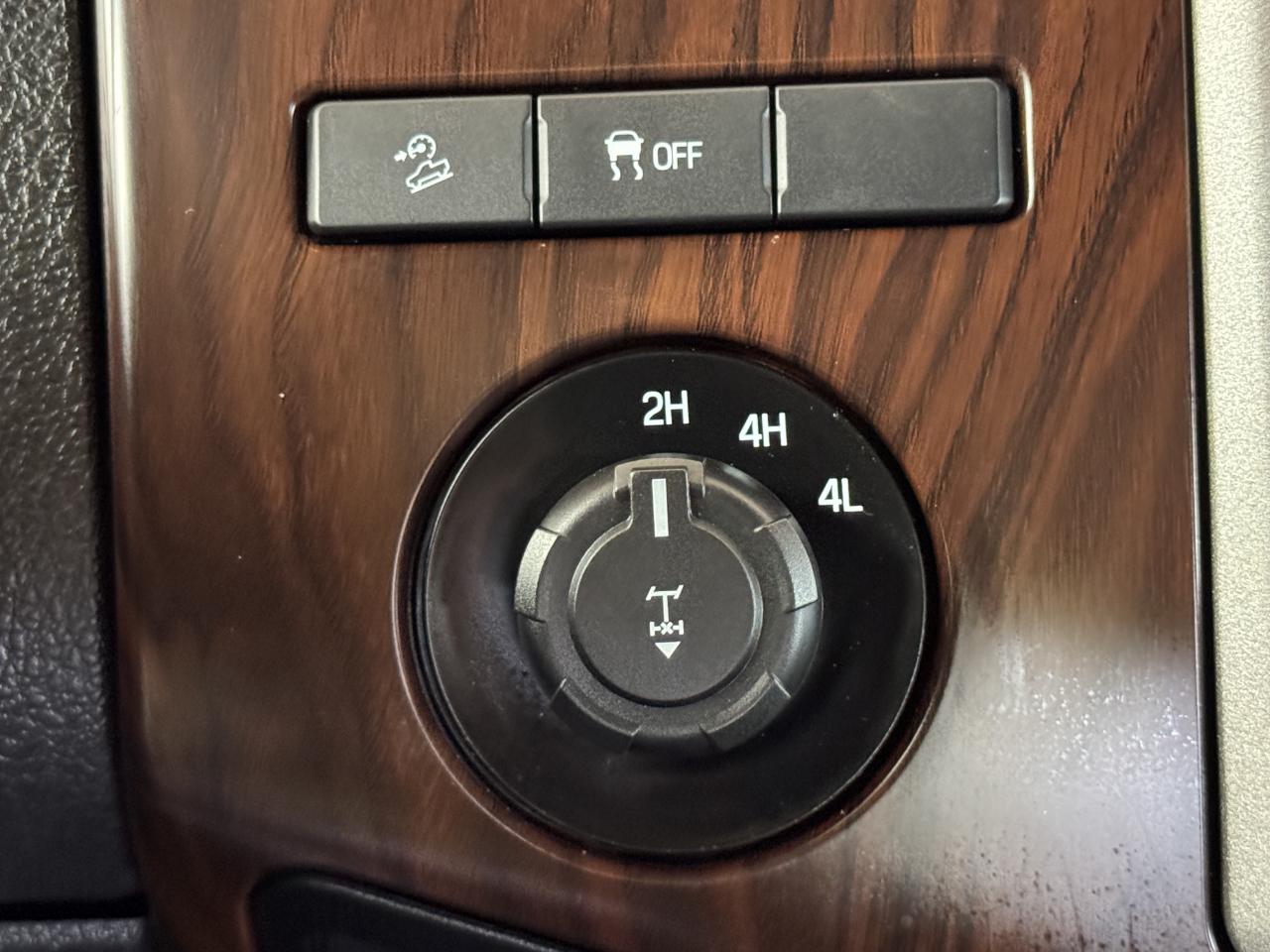 Ford Super Duty F-250 SRW  2014