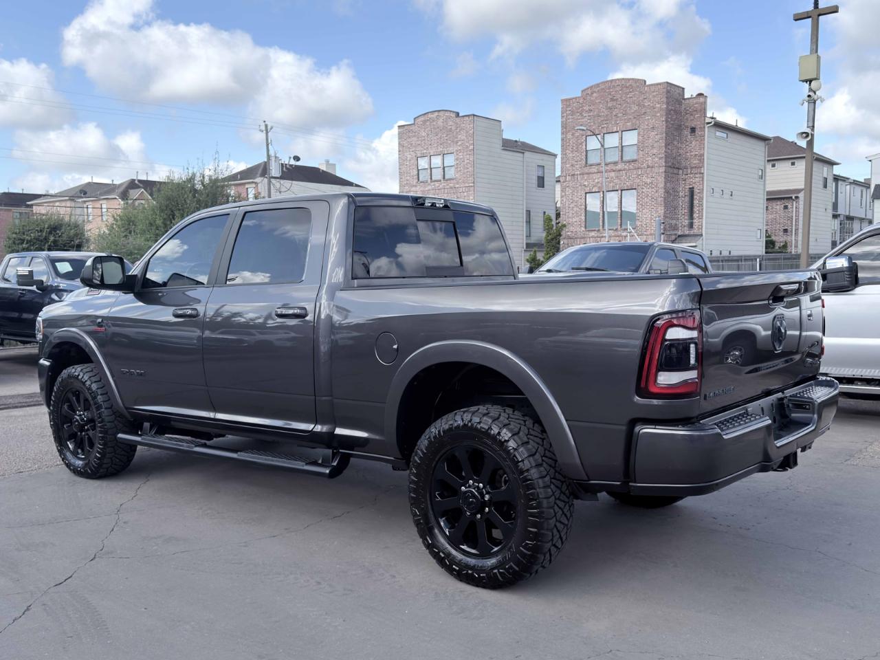 RAM 2500 Laramie Crew Cab 4WD 2021
