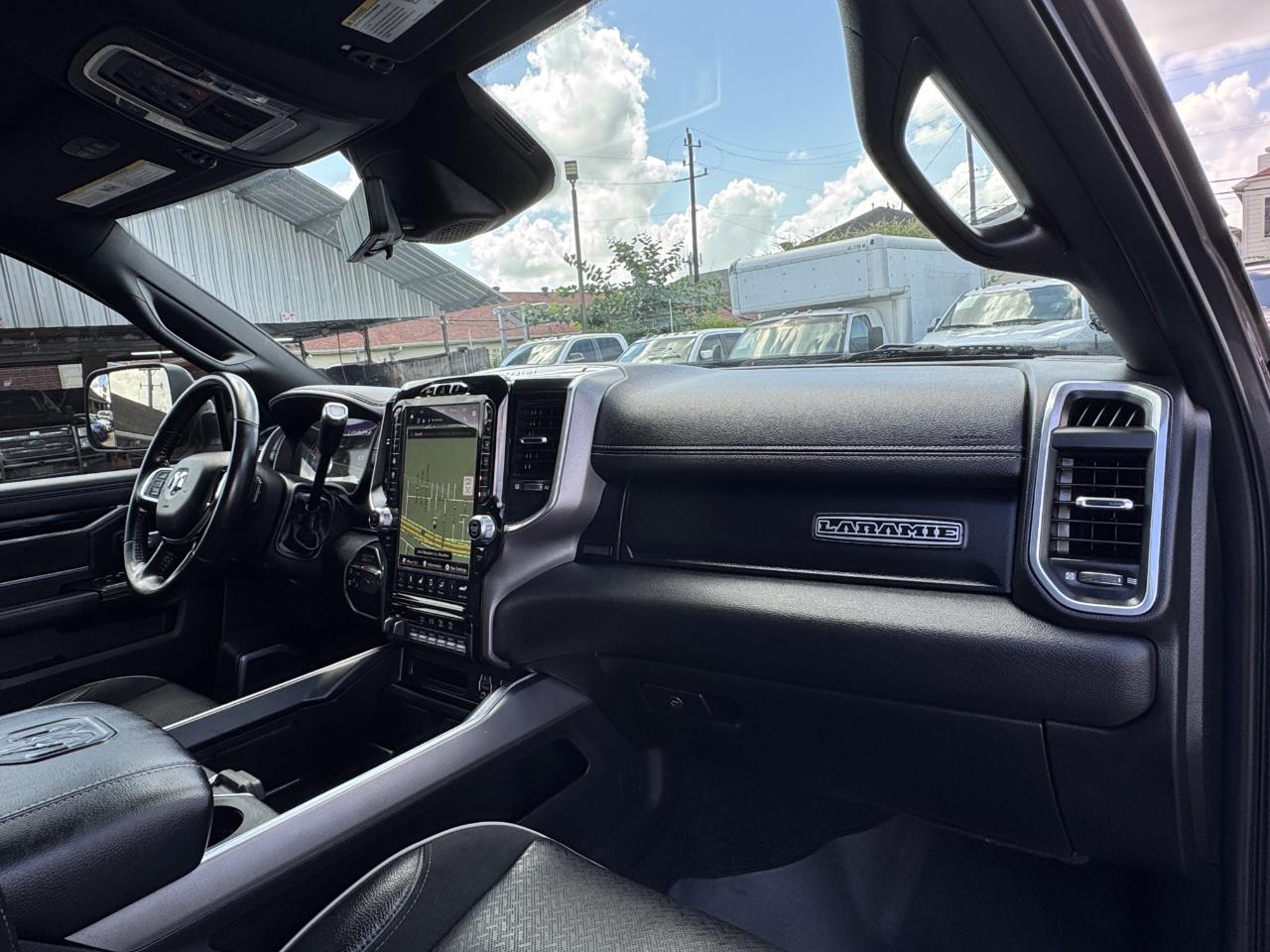 RAM 2500 Laramie Crew Cab 4WD 2021