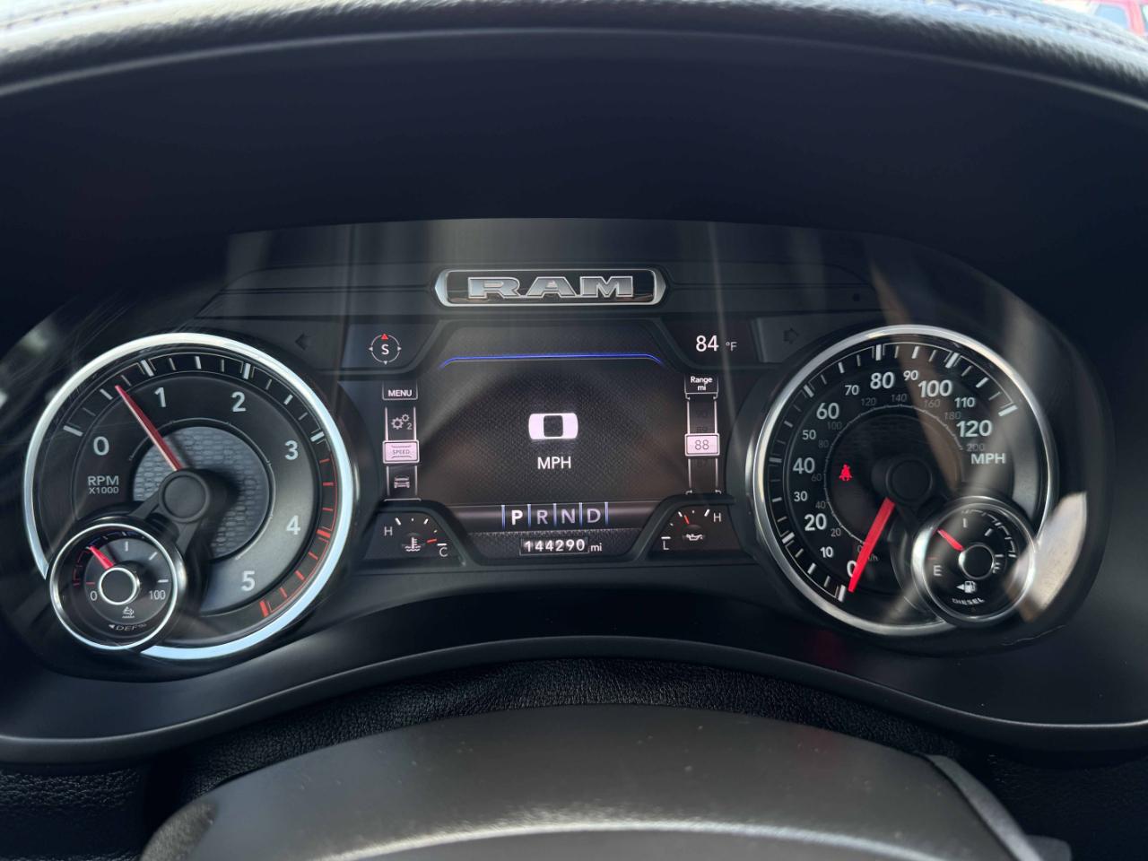RAM 2500 Laramie Crew Cab 4WD 2021