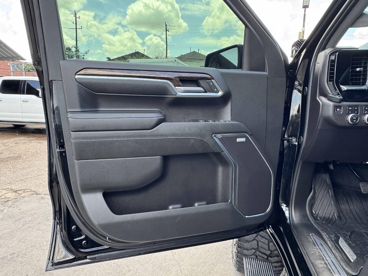 GMC Sierra 1500 Elevation Crew Cab 4WD 2024
