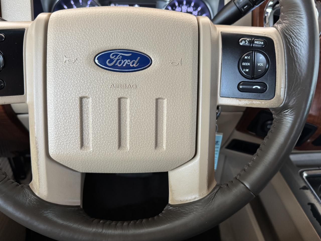Ford Super Duty F-250 SRW  2015