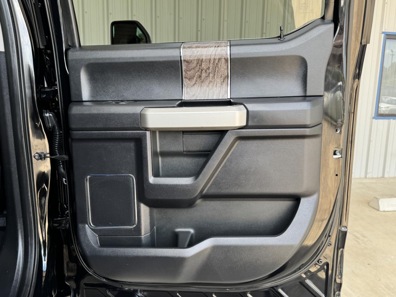 Ford Super Duty F-250 SRW  2017