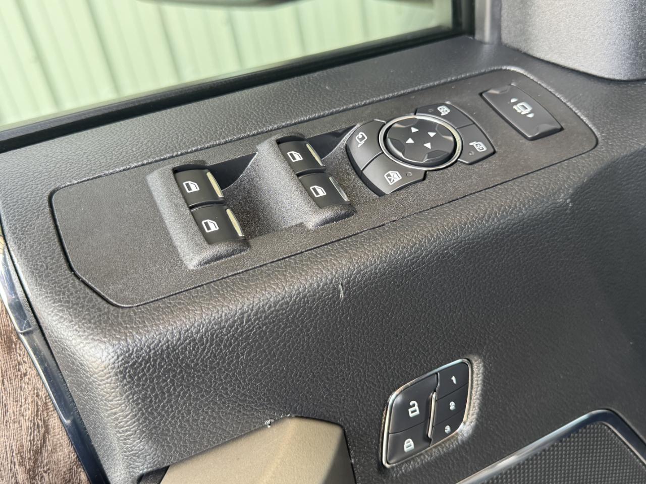 Ford Super Duty F-250 SRW  2017