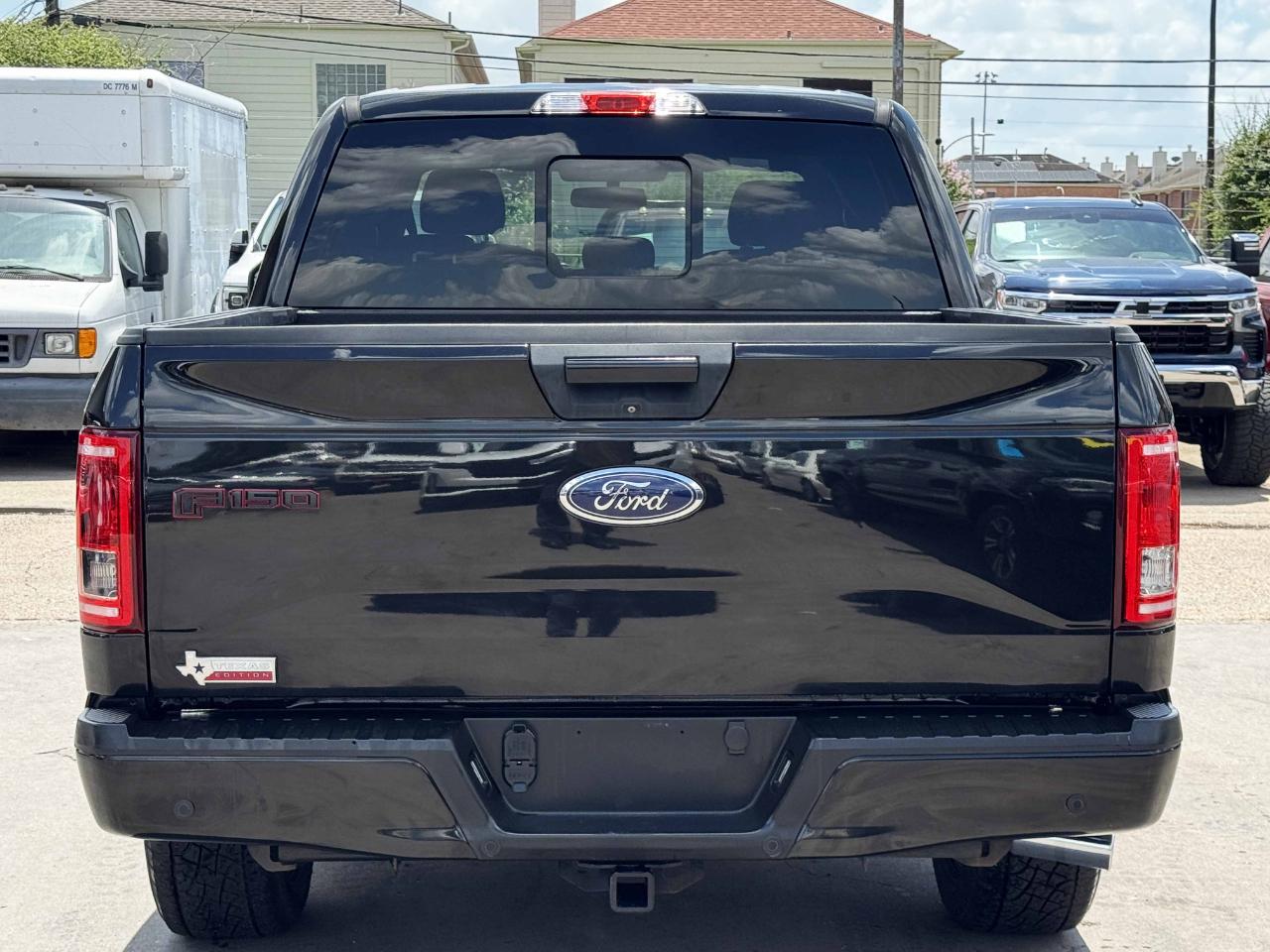 Ford F-150 XLT SuperCrew 2WD 2015