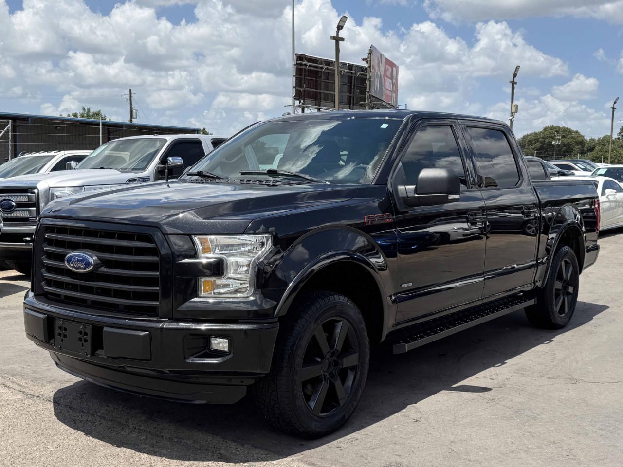Ford F-150 XLT SuperCrew 2WD 2015