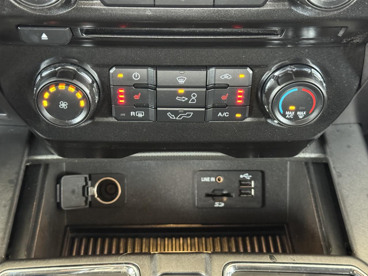 Ford F-150 XLT SuperCrew 2WD 2015