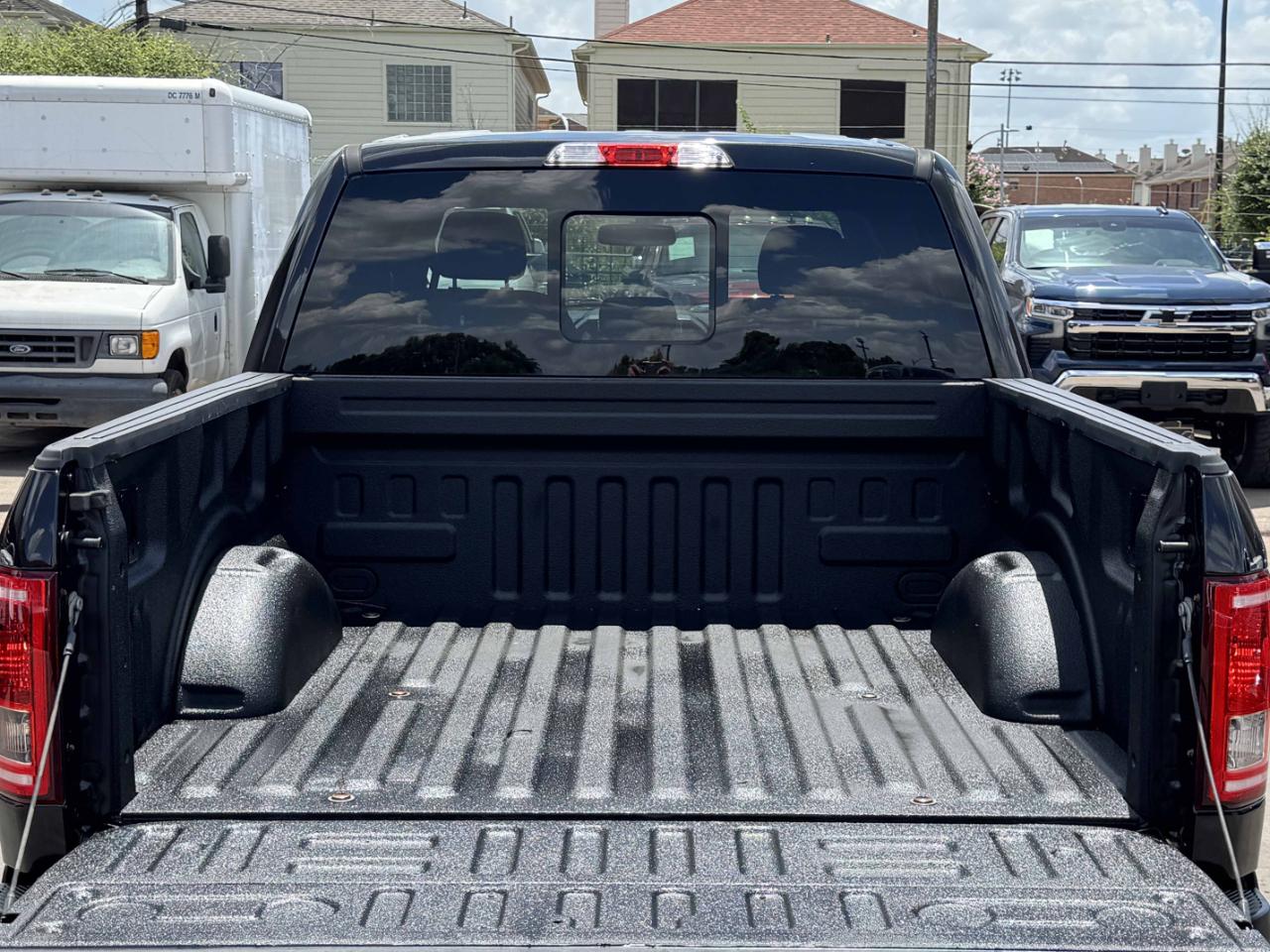 Ford F-150 XLT SuperCrew 2WD 2015