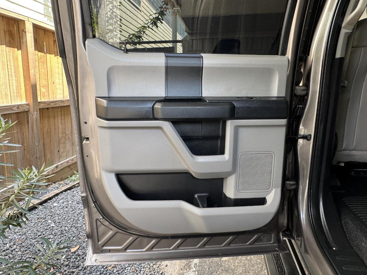 Ford Super Duty F-350 DRW  2019