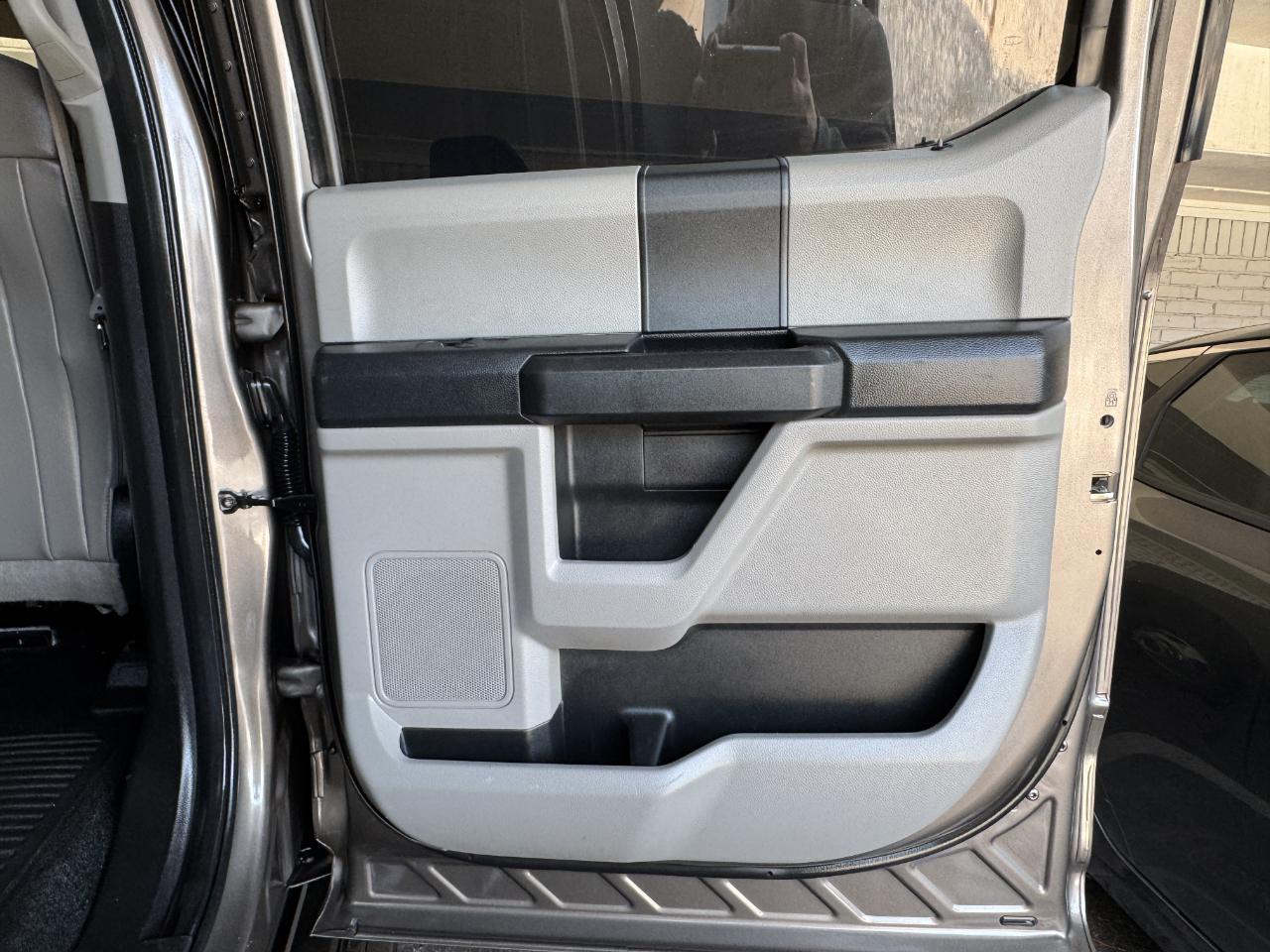 Ford Super Duty F-350 DRW  2019