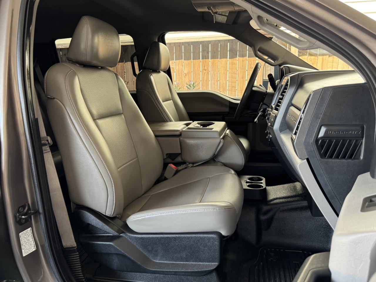 Ford Super Duty F-350 DRW  2019