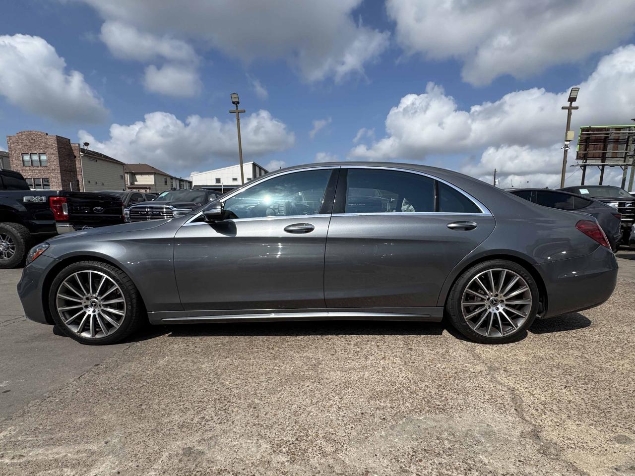 Mercedes-Benz S-Class  2019