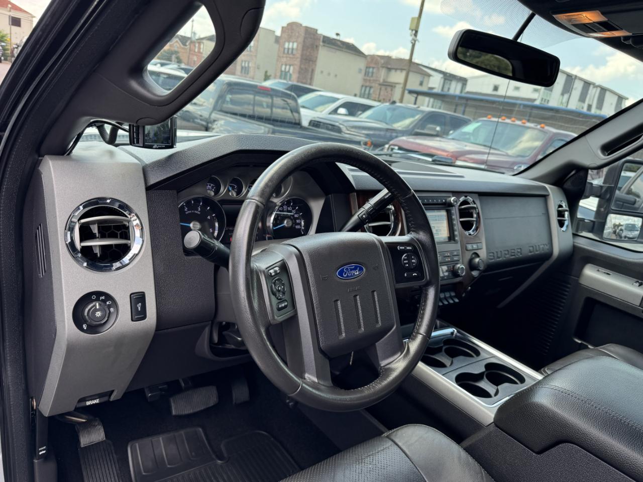 Ford Super Duty F-250 SRW  2012