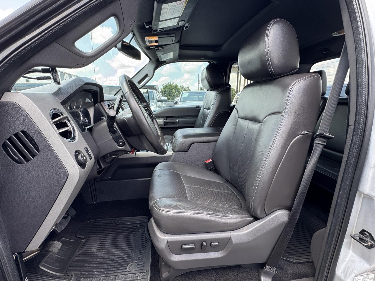 Ford Super Duty F-250 SRW  2012