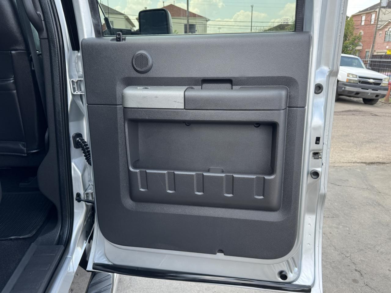 Ford Super Duty F-250 SRW  2012