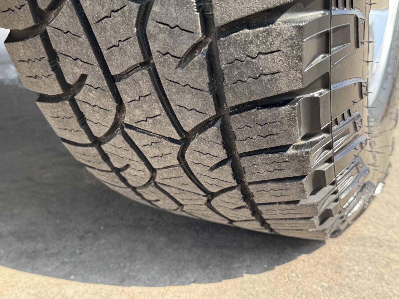 Ford Super Duty F-250 SRW  2012