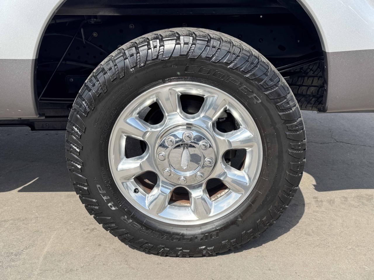 Ford Super Duty F-250 SRW  2012