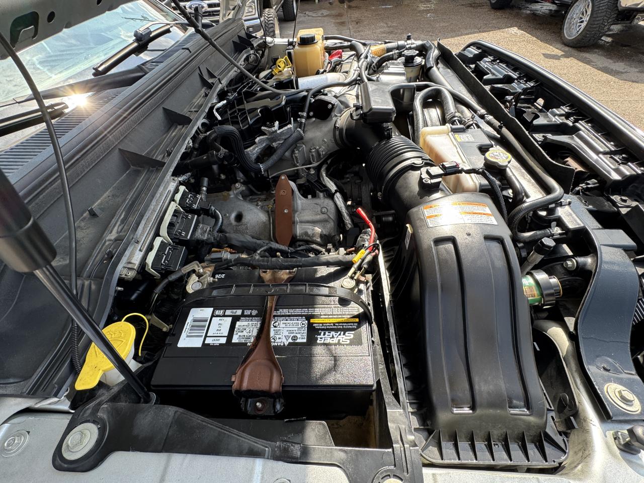 Ford Super Duty F-250 SRW  2012