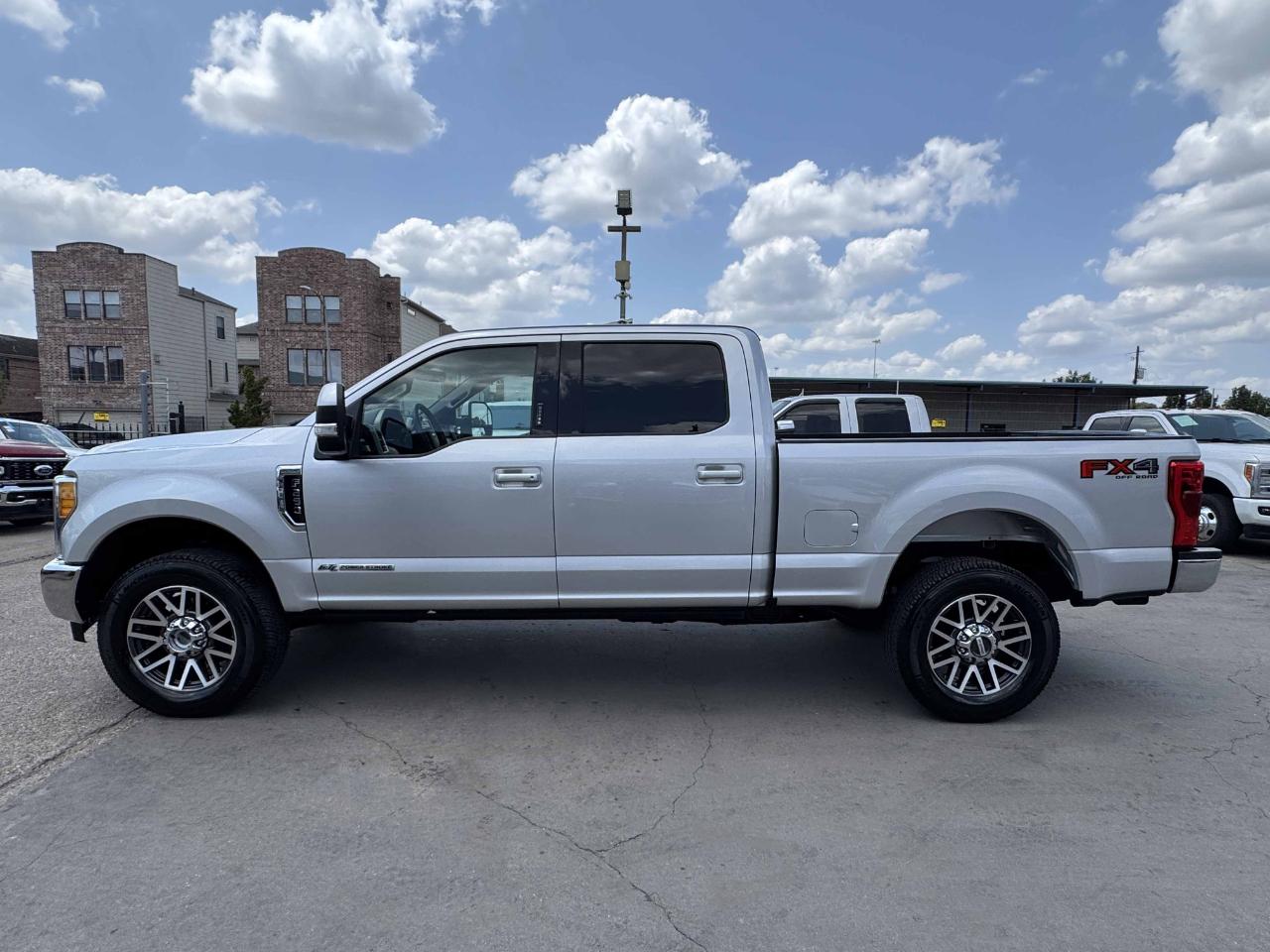 Ford Super Duty F-250 SRW  2017