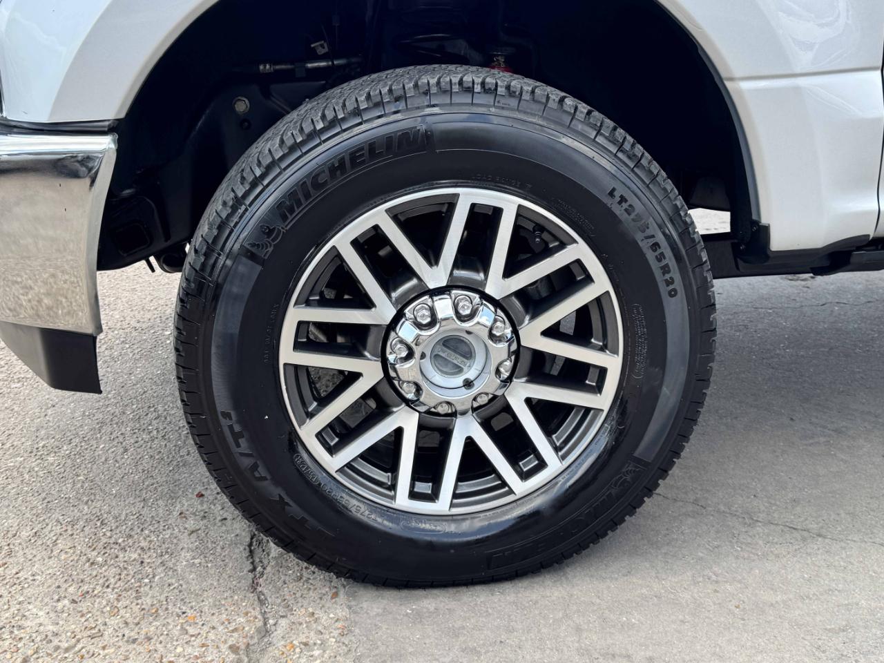 Ford Super Duty F-250 SRW  2017