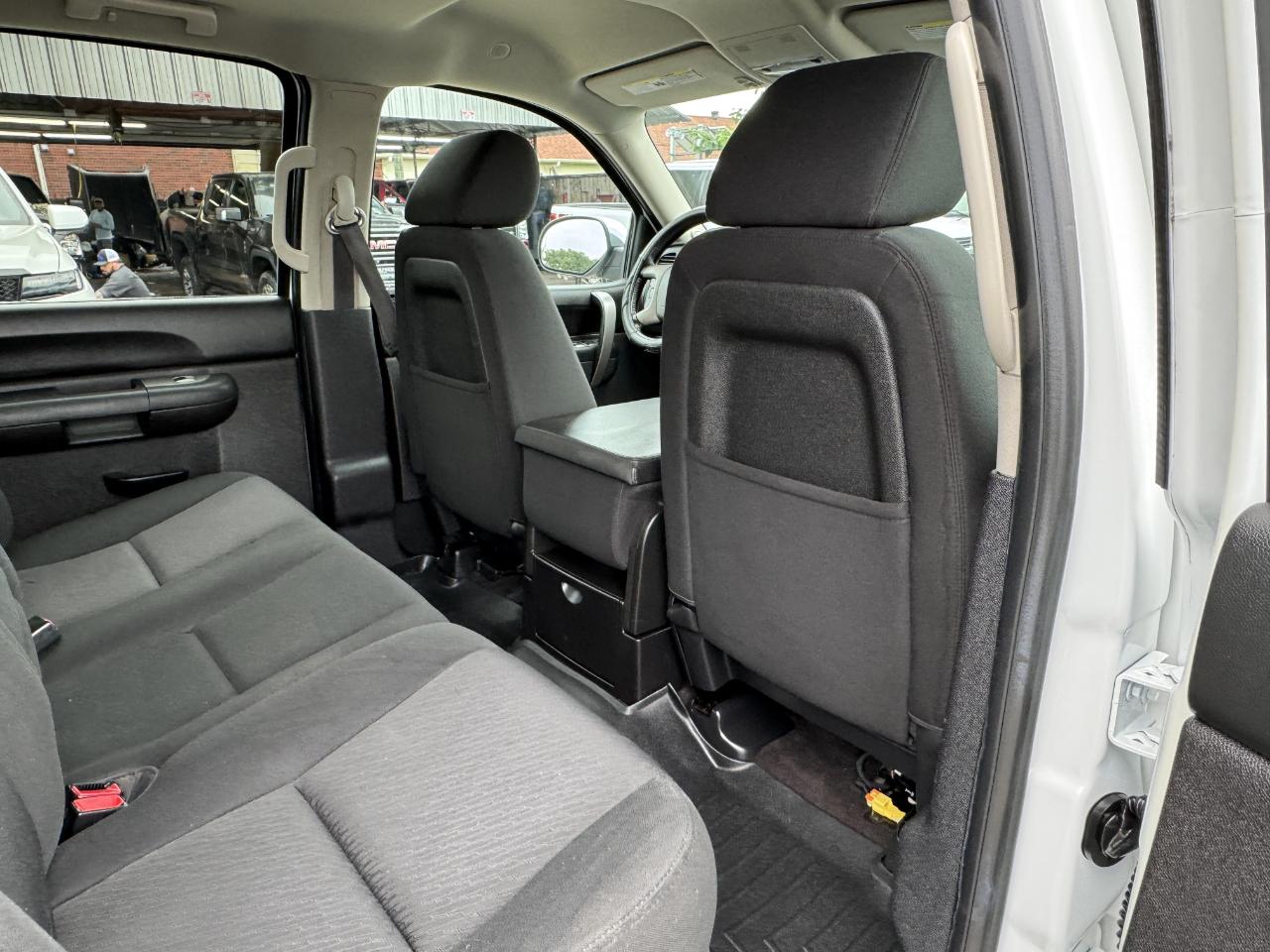 GMC Sierra 1500 SLE Crew Cab 2WD 2013