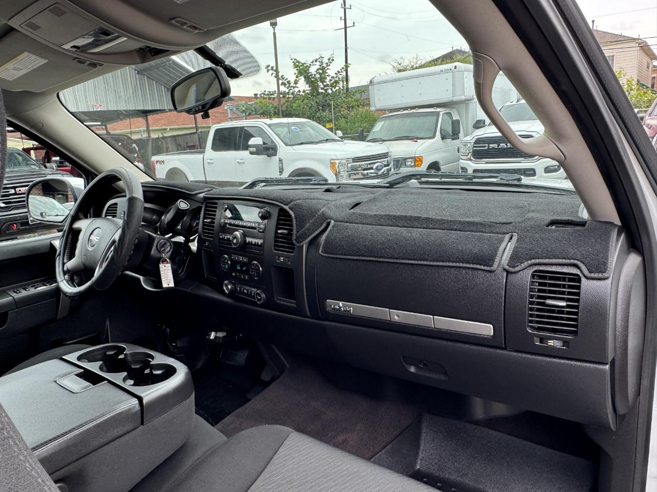 GMC Sierra 1500 SLE Crew Cab 2WD 2013