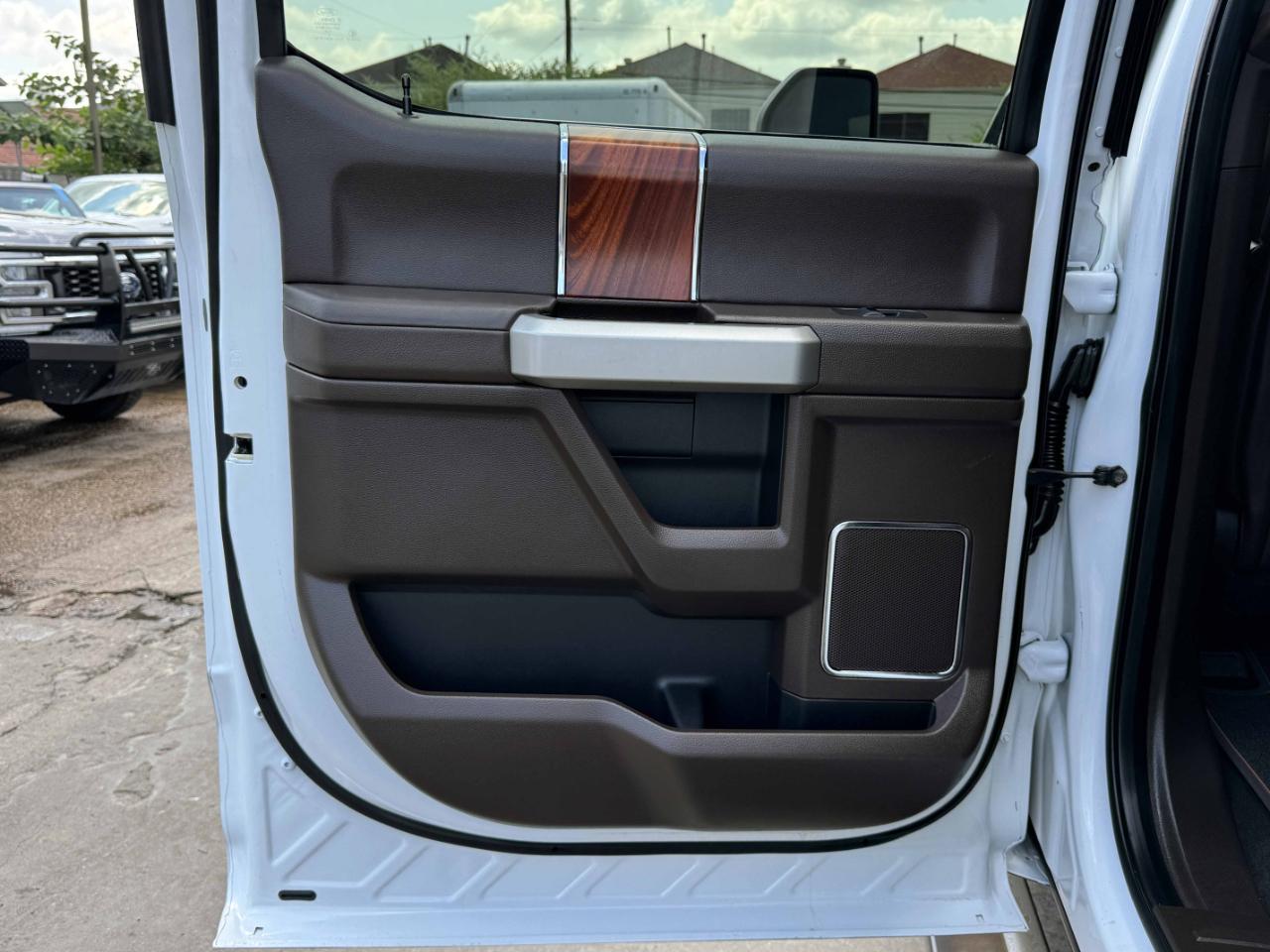 Ford Super Duty F-250 SRW  2017