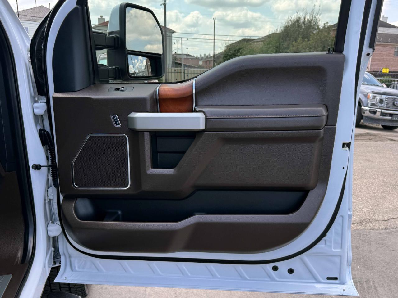 Ford Super Duty F-250 SRW  2017