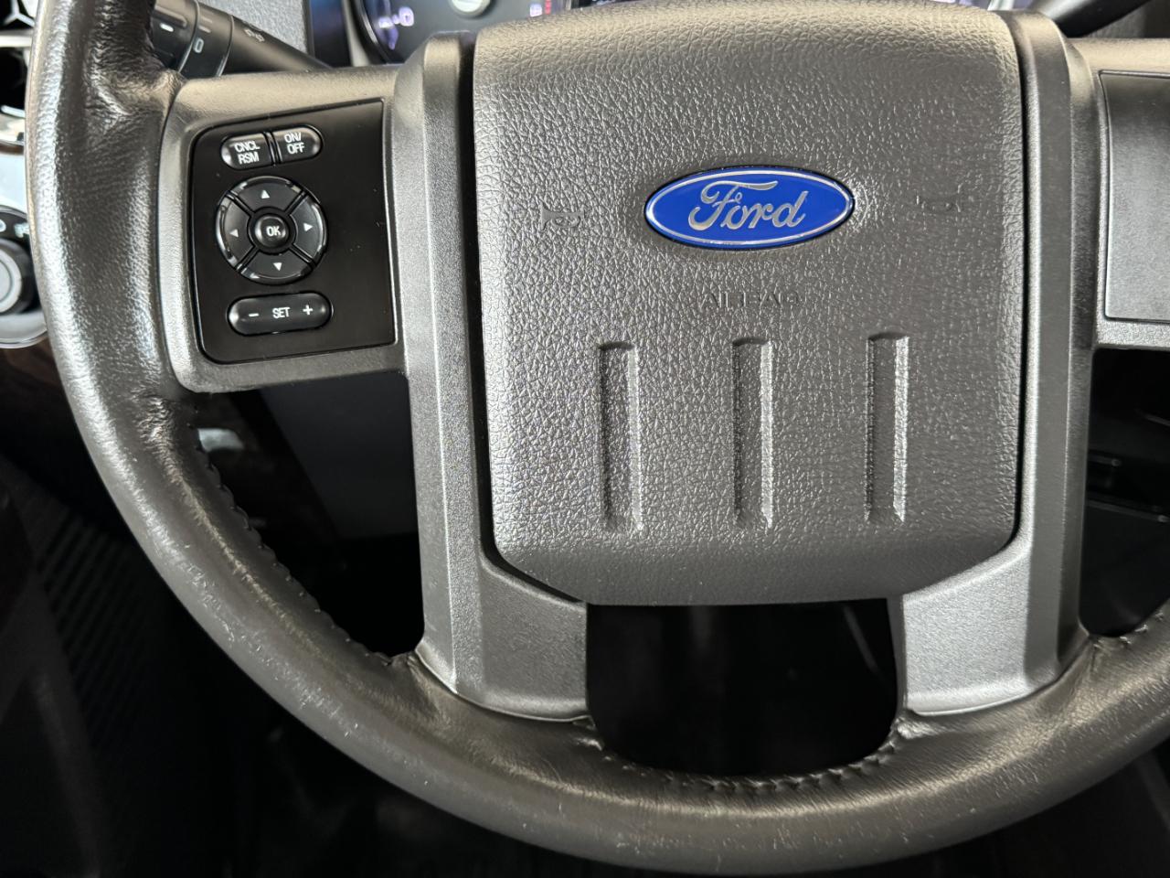 Ford Super Duty F-250 SRW  2015