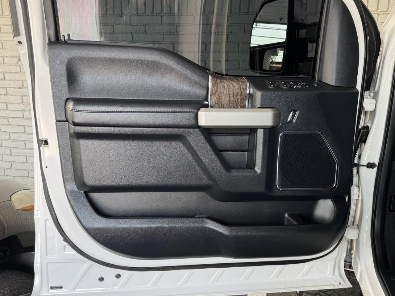 Ford Super Duty F-250 SRW  2017