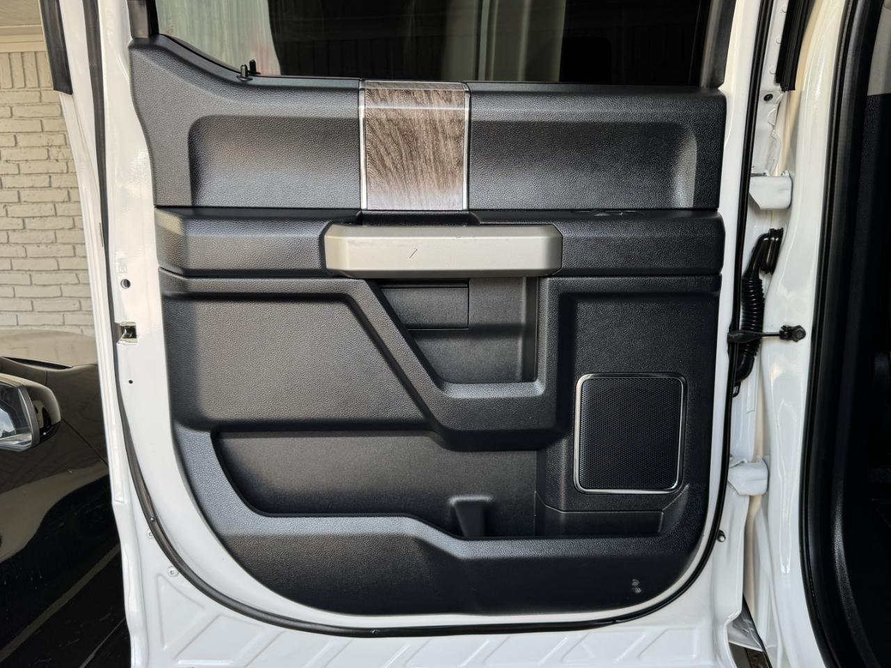 Ford Super Duty F-250 SRW  2017