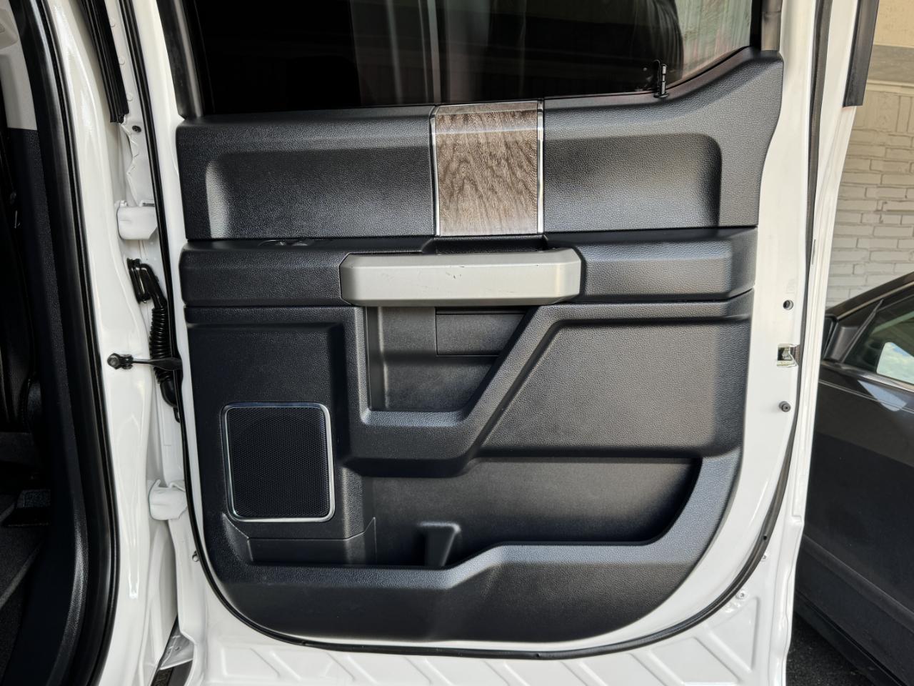 Ford Super Duty F-250 SRW  2017