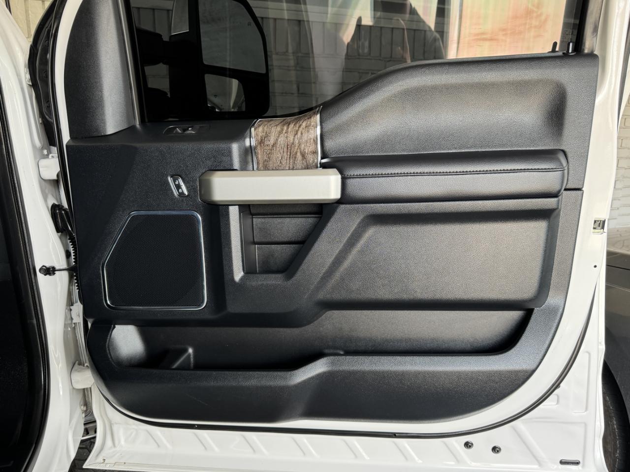Ford Super Duty F-250 SRW  2017