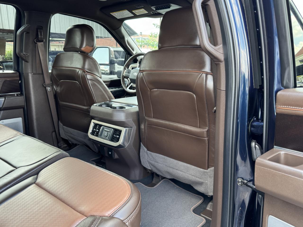 Ford Super Duty F-350 DRW  2024