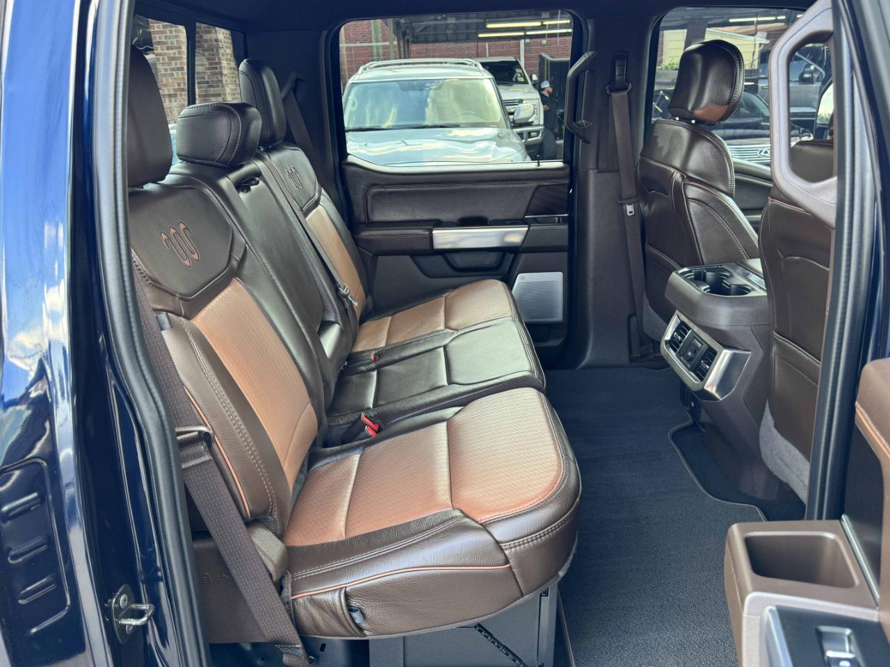 Ford Super Duty F-350 DRW  2024