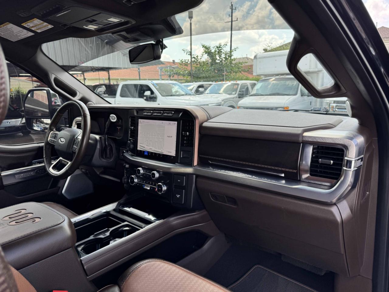 Ford Super Duty F-350 DRW  2024