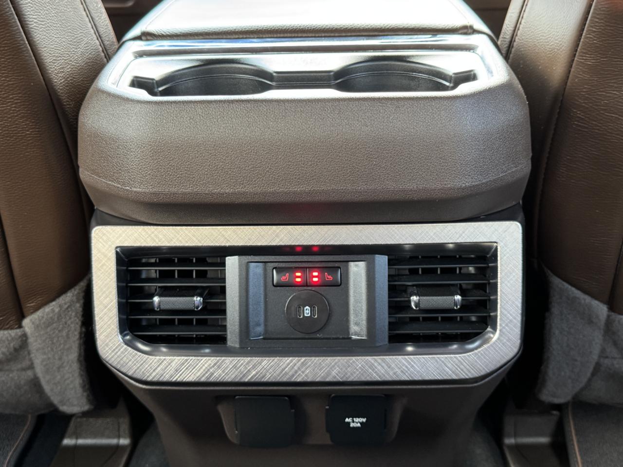 Ford Super Duty F-350 DRW  2024
