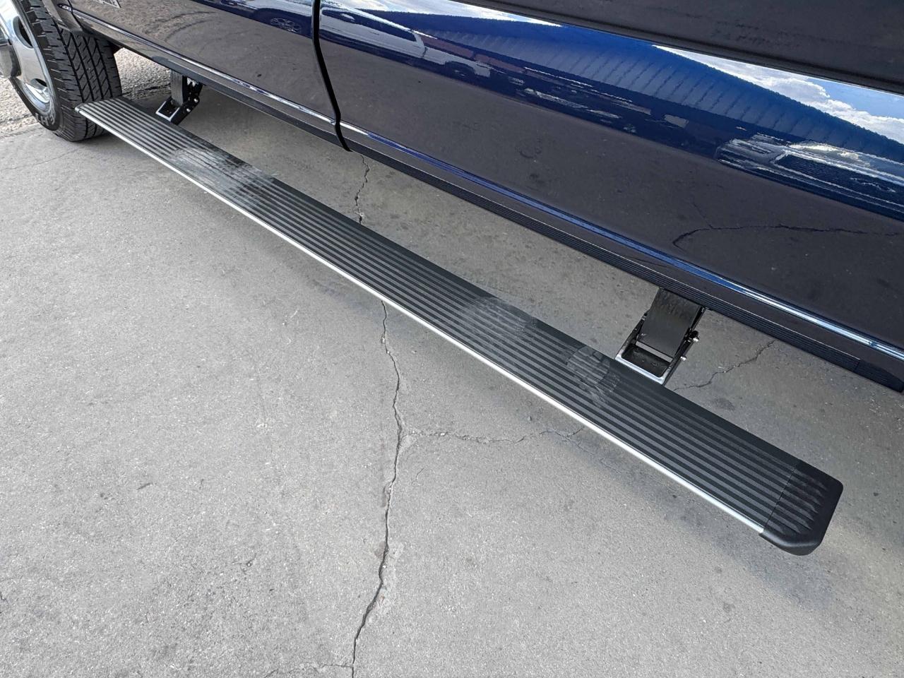 Ford Super Duty F-350 DRW  2024