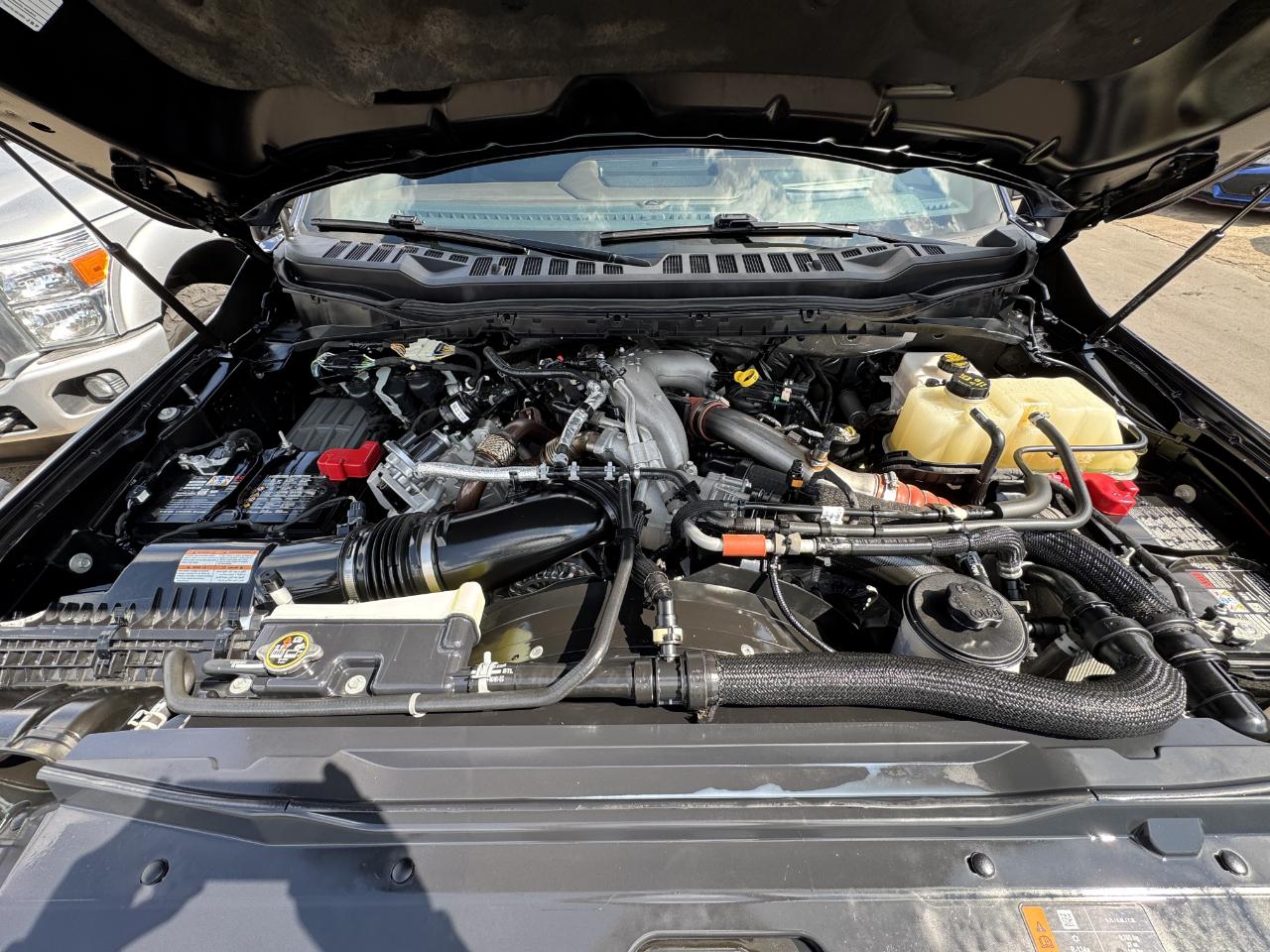 Ford Super Duty F-350 DRW  2024