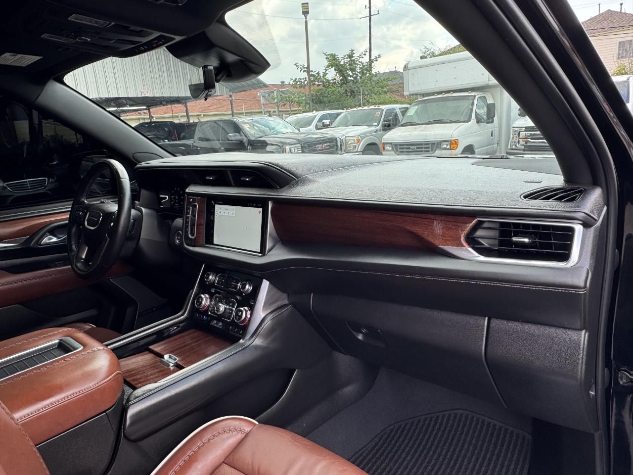 GMC Yukon Denali Ultimate 4WD 2023