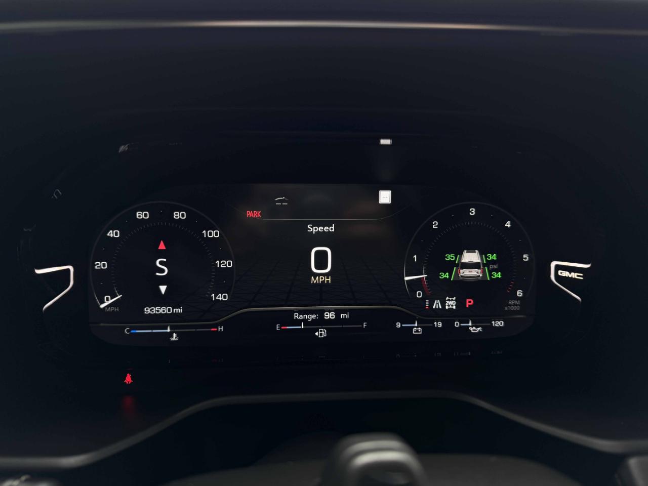 GMC Yukon Denali Ultimate 4WD 2023