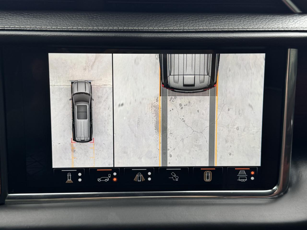 GMC Yukon Denali Ultimate 4WD 2023