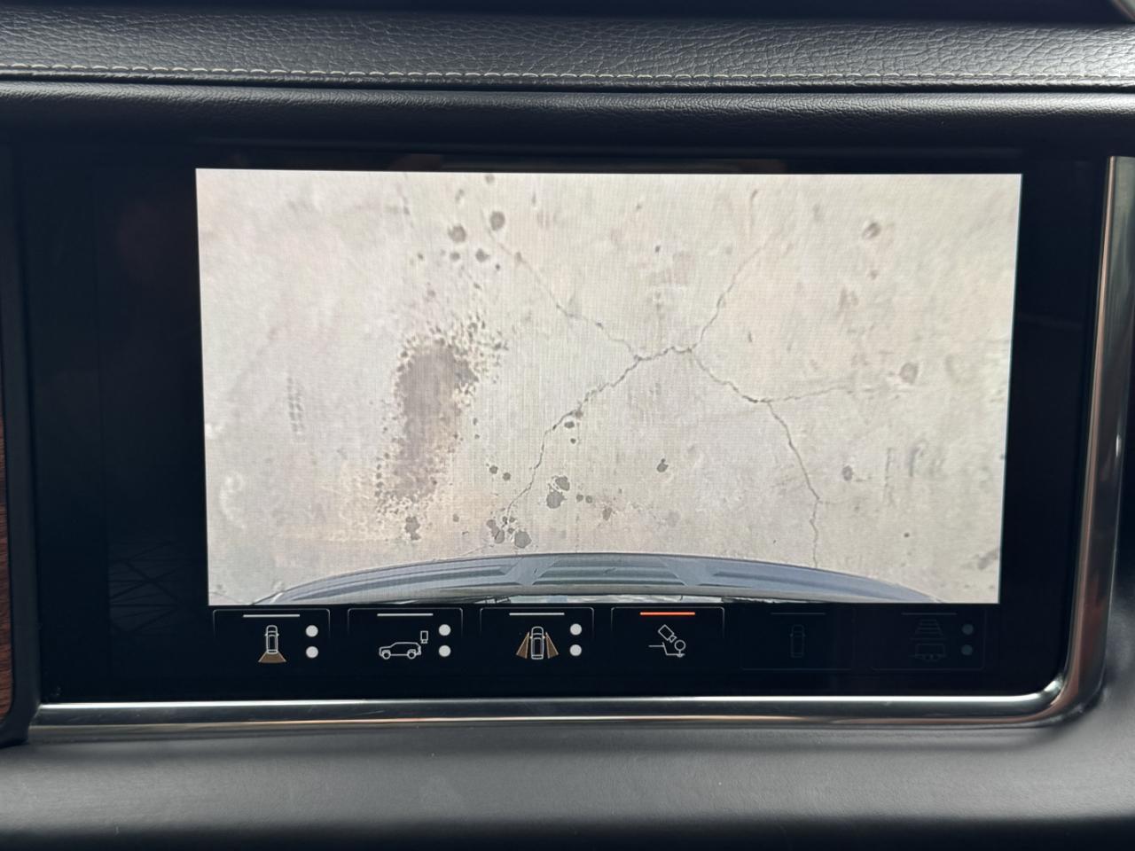GMC Yukon Denali Ultimate 4WD 2023
