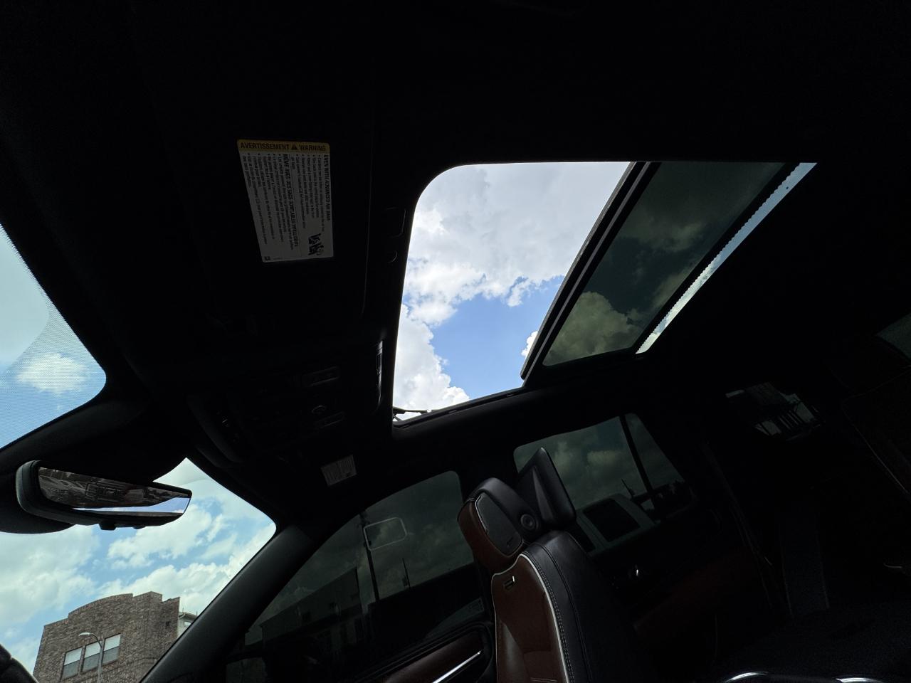 GMC Yukon Denali Ultimate 4WD 2023