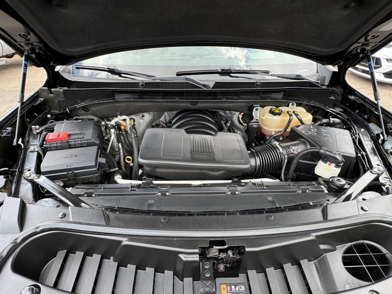 GMC Yukon Denali Ultimate 4WD 2023